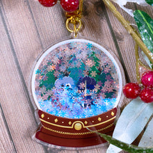 Load image into Gallery viewer, Metal Gear Solid ALASKAN SNOWGLOBE - 3.5" shaker charm