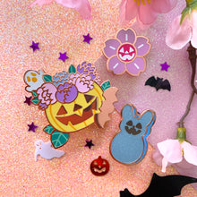 Load image into Gallery viewer, SPRINGOWEEN - enamel pin set