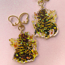 Load image into Gallery viewer, Umineko BATTLER & BEATRICE - 2.5" acrylic keychains