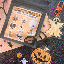 Load image into Gallery viewer, VINTAGE HALLOWEEN - 2" keychain surprise bag
