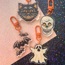 Load image into Gallery viewer, VINTAGE HALLOWEEN - 2" keychain surprise bag