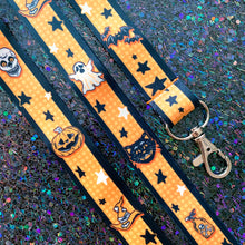 Load image into Gallery viewer, VINTAGE HALLOWEEN - lanyard
