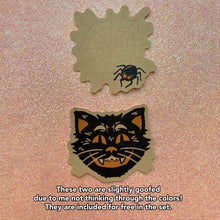 Load image into Gallery viewer, VINTAGE HALLOWEEN - 2" kraft paper sticker set