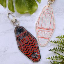 Load image into Gallery viewer, Twin Peaks BLACK & WHITE LODGE - 3.5" hotel keychain