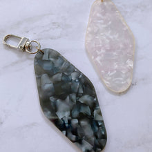 Load image into Gallery viewer, Twin Peaks BLACK & WHITE LODGE - 3.5" hotel keychain