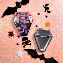 Load image into Gallery viewer, Resident Evil HALLOWEEN - 2" coffin button
