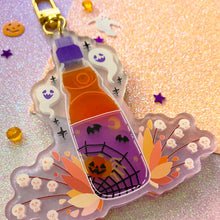 Load image into Gallery viewer, HALLOWEEN RAMUNE - 3.5&quot; shaker charm
